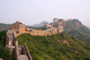 Leinwandbilder Chinesische Mauer Antike Chinesische Mauer im Gebirge  © Łukasz Kurbiel