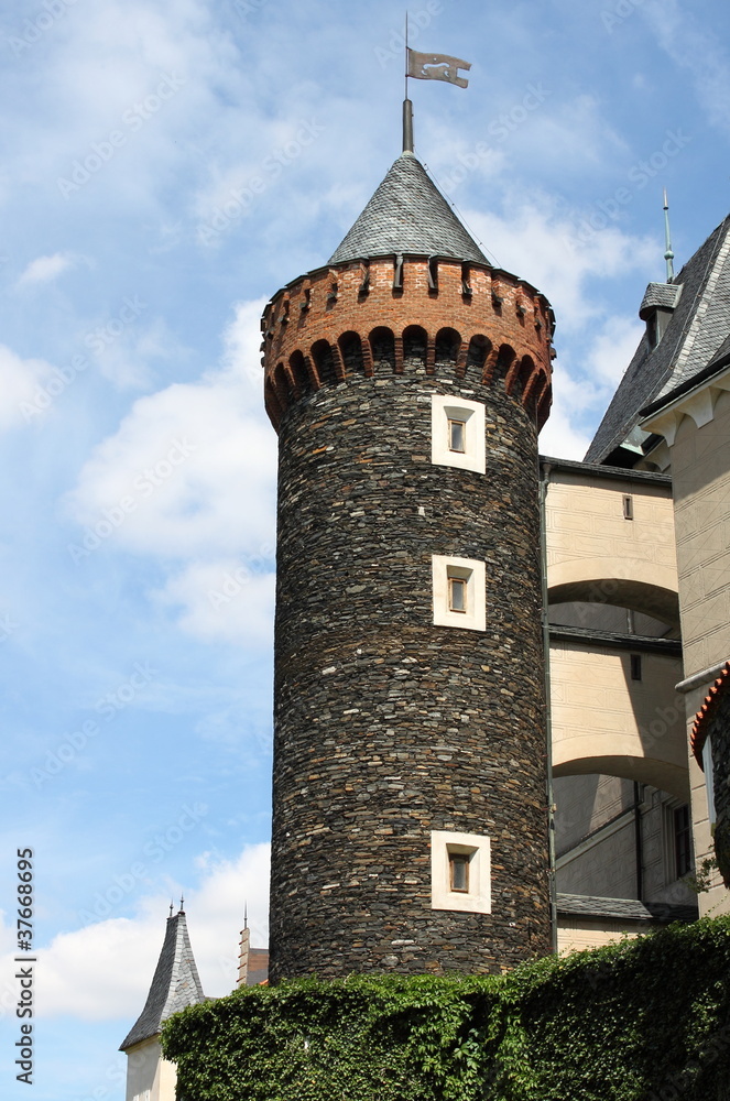 Zleby castle