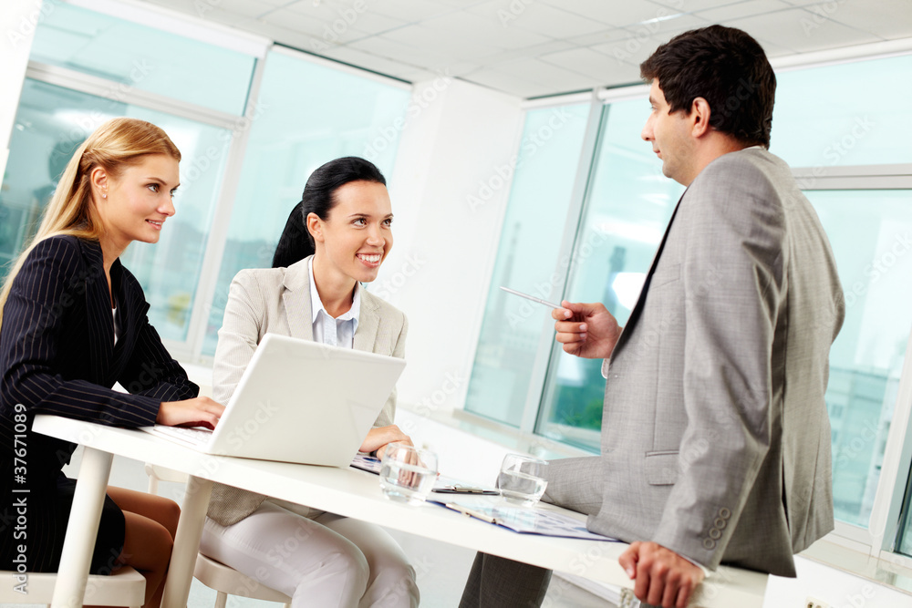 Fototapeta premium Sharing ideas