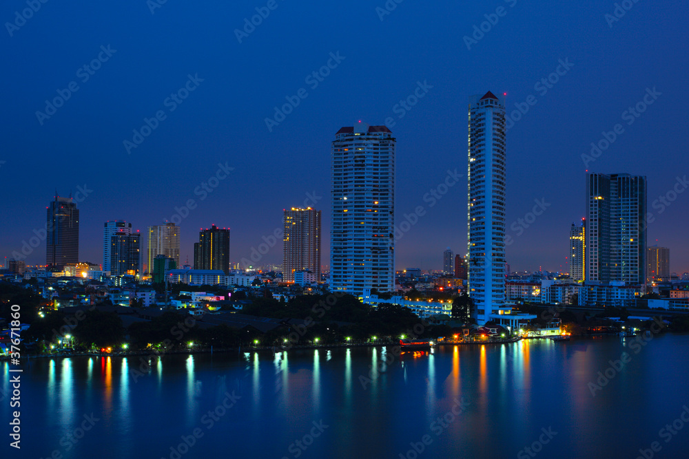 Obraz premium Thailand, Bangkok, the Chao Phraya River