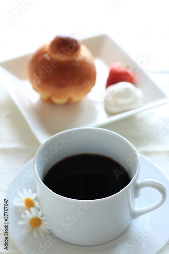 black coffee and break for breakfast image