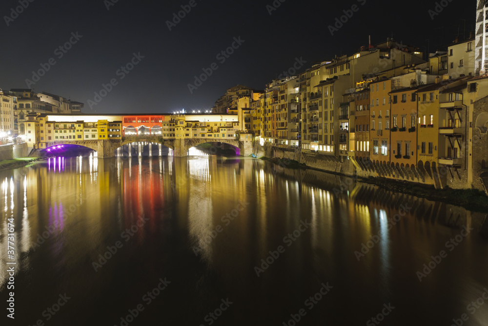 Florence in night - Ponte Vecchio