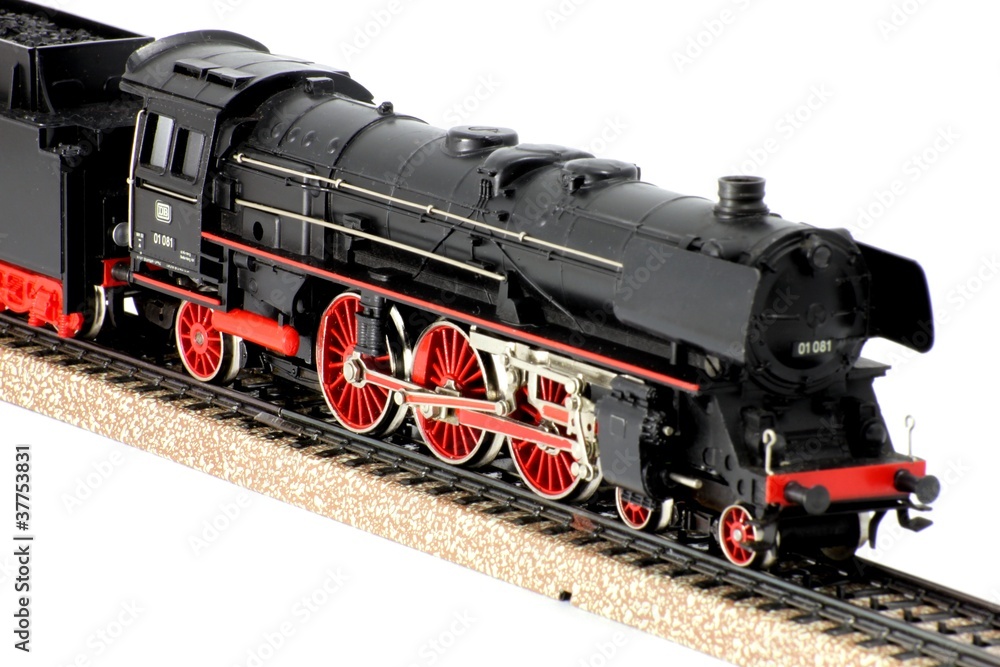 alte Lokomotive Modellbahn freigestellt auf Gleis Stock Photo | Adobe Stock