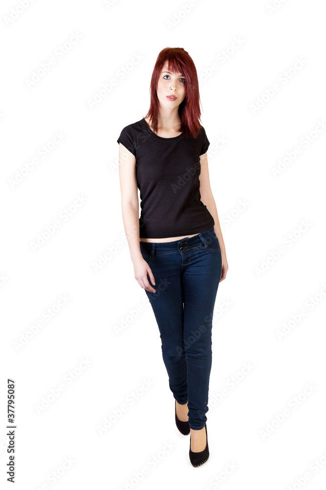 Junge Frau mit langen rotbraunen Haaren Junge Frau mit langen rotbraunen Haaren
