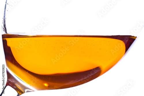 Süsser Weisswein im Weinglas photo