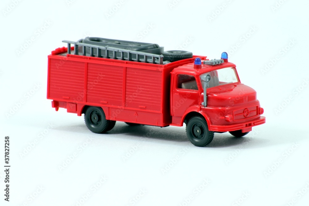 Modell eines Feuerwehr Einsatzfahrzeugs Freigest