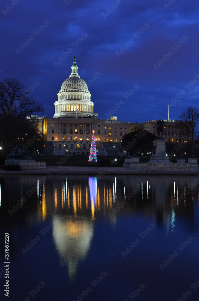Washington DC, United States Capitol building at sunrise