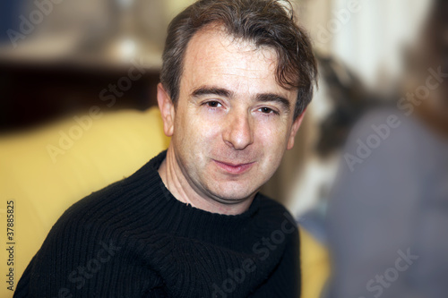 Obraz w ramie Giovane uomo che parla