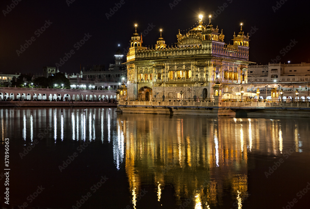 Amritsar Sikh Golden temple at night