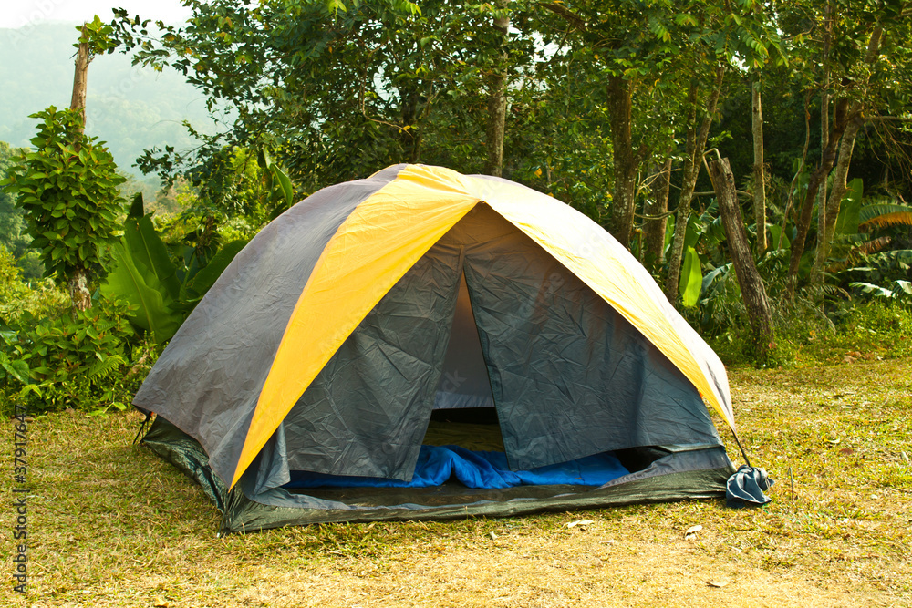 Travel with tent