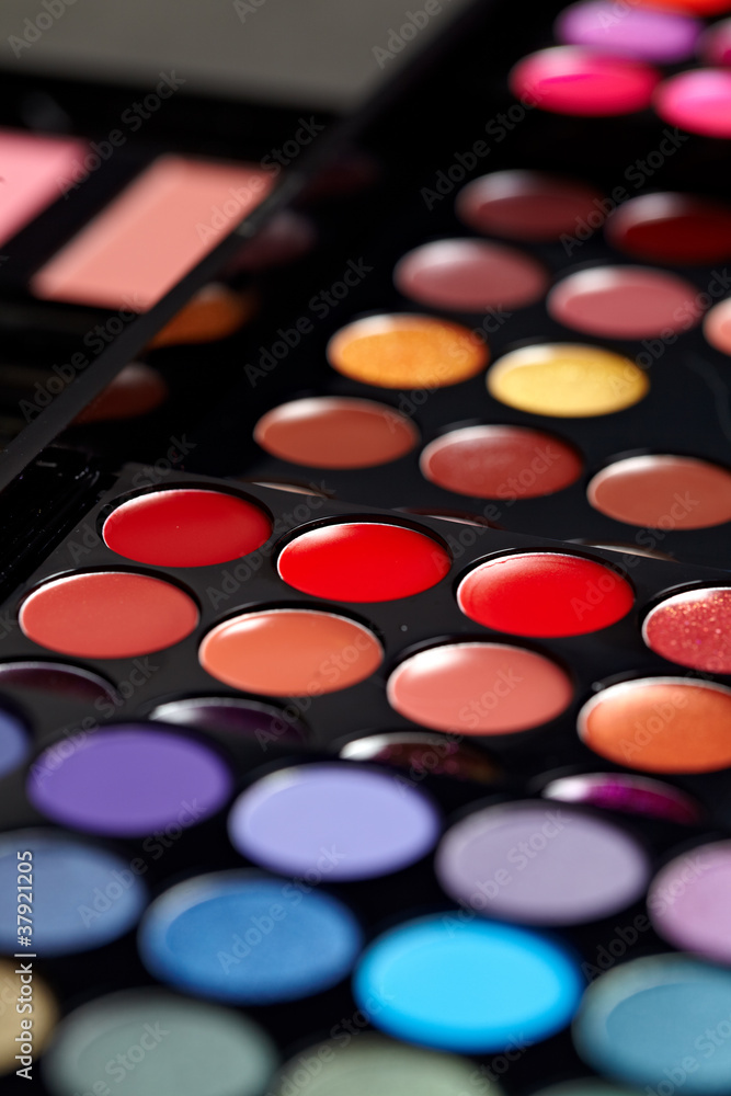 Make-up colorful eyeshadow palettes Make-up colorful eyeshadow palettes