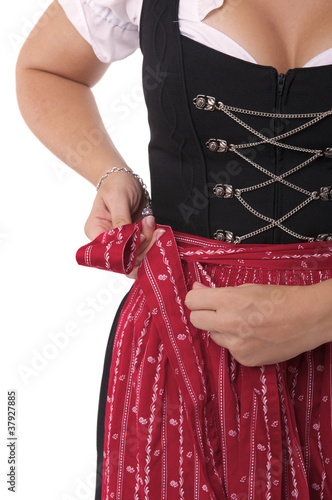 Junge Frau im Dirndl