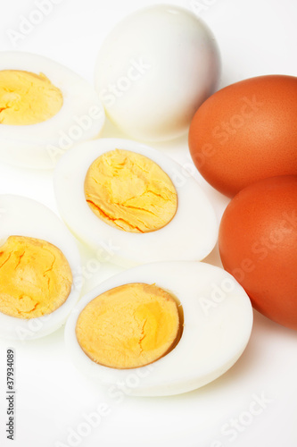 Hard boiled chicken eggs