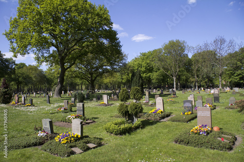 Friedhofsgräber