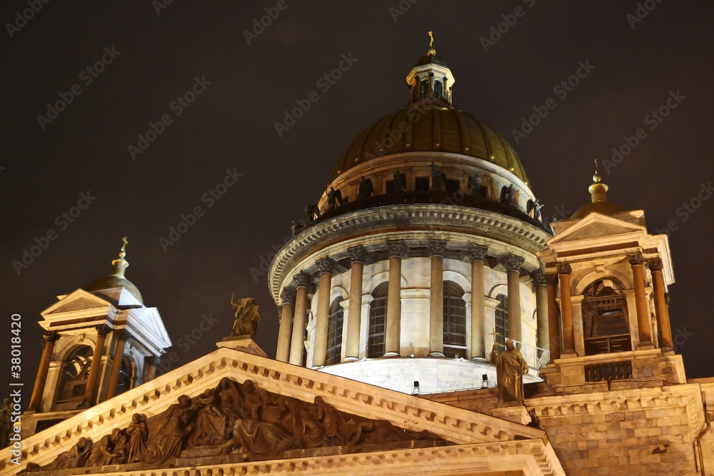 St. Isaak'c Cathedral at night in St. Petersburg