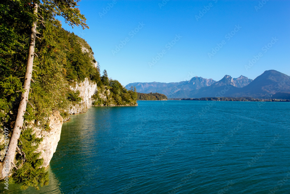 Wolfgangsee lake, cliffs and mountains