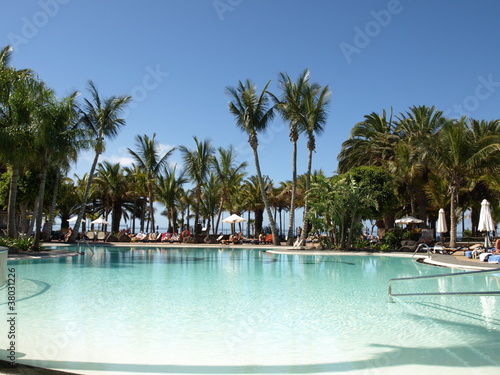 Pool des Hotel La Geria auf Lanzarote