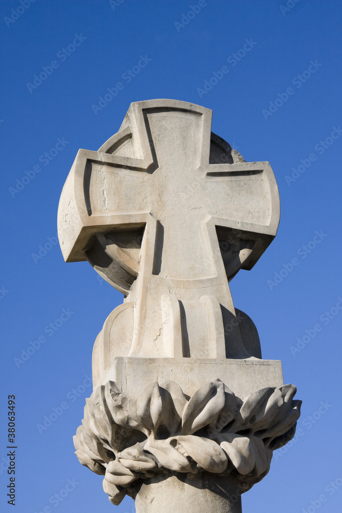 croce in pietra