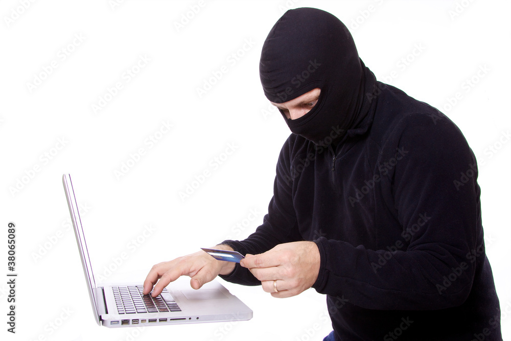 voleur de carte de crédit sur internet voleur de carte de crédit sur internet