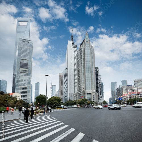 the century avenue in shanghai © chungking