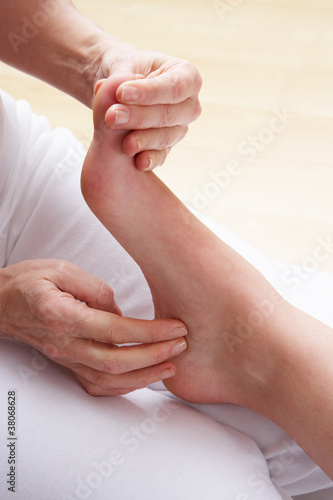 Foto Detail foot reflexology massage
