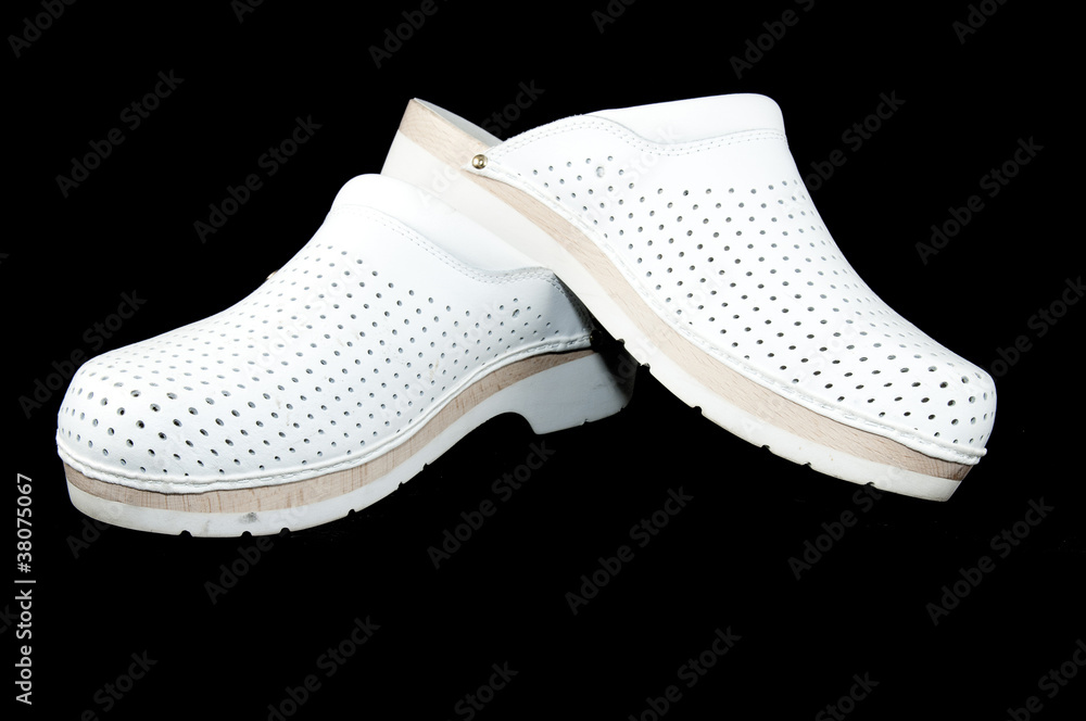 Medical shoes
