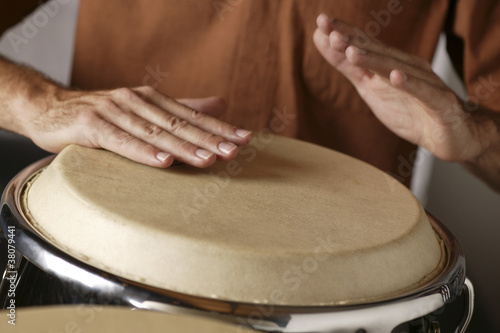 conga - Fotomural con hand y hand, conga y drum - Stica Vinilos decorativos