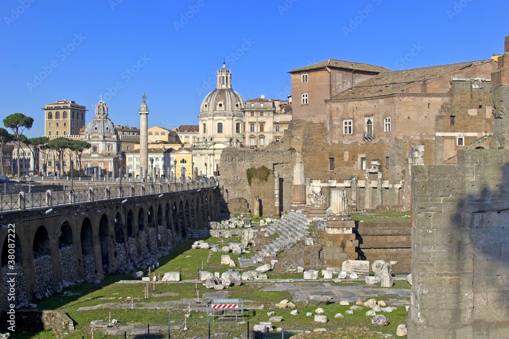 Foro di Traiano - Basilica Ulpia e Colonna di Traiano