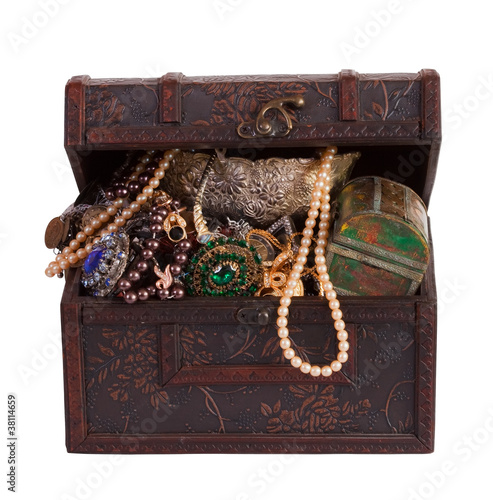 treasure trunk with jewellery