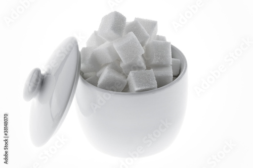 Viele Stücke Zucker zum süßen