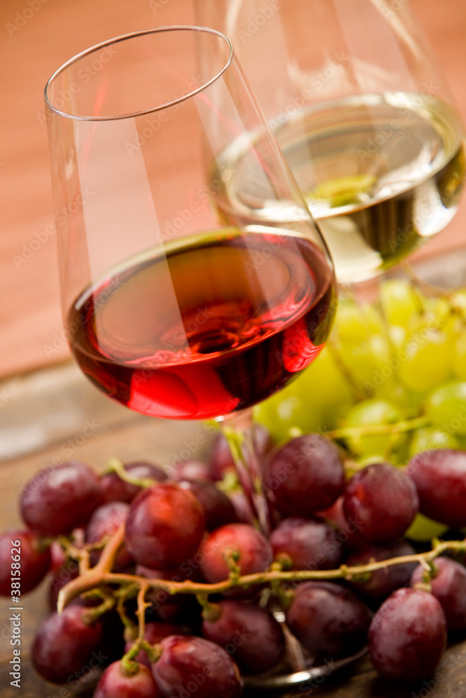 Wine and grapes Wine and grapes