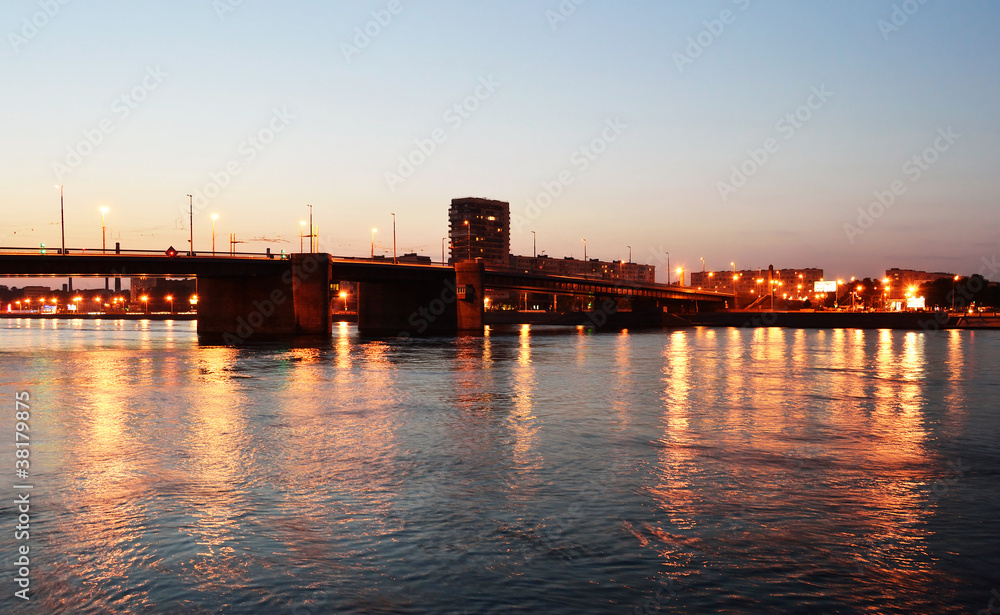 Volodarsky bridge after sunset