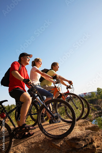 Friends bicyclists