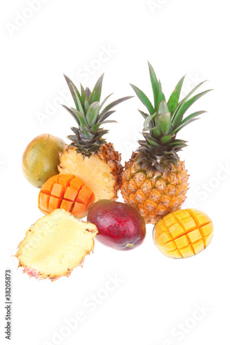 Fototapeta Naklejka Na Ścianę i Meble -  exotic tropical fruits - mango and pineapple