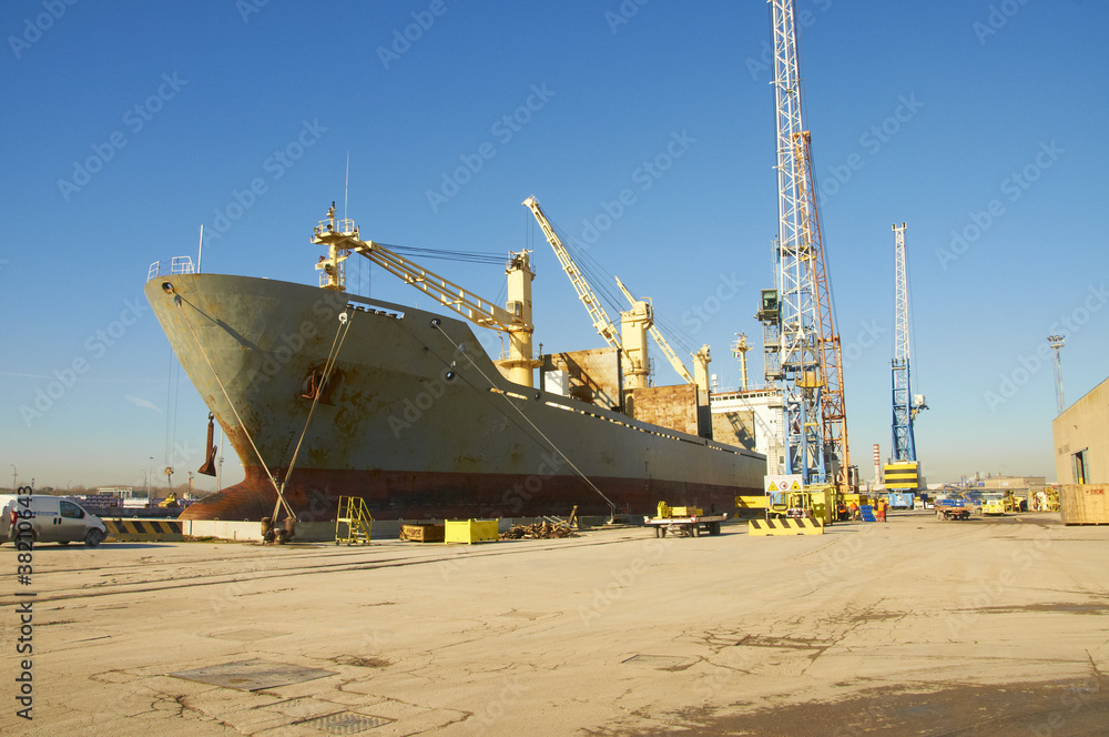 port port