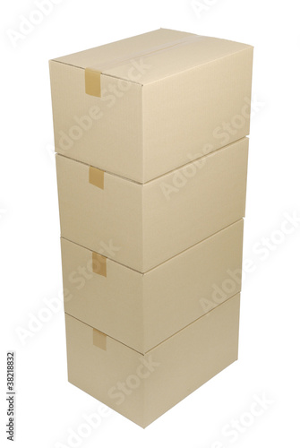 Cuatro cajas de cartón apiladas © imstock