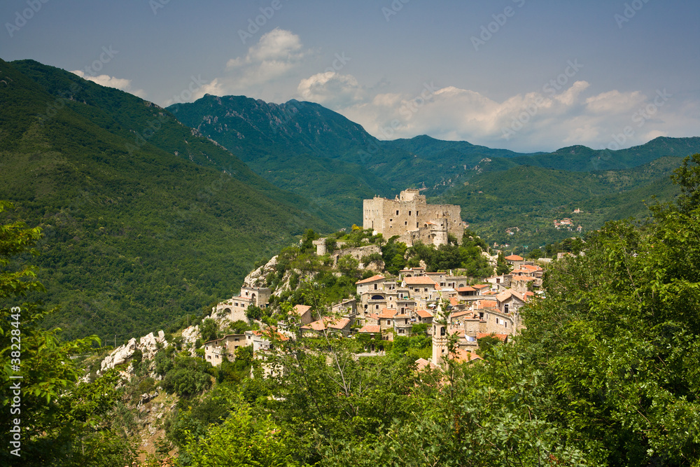 Castelvecchio di Rocca Barbera