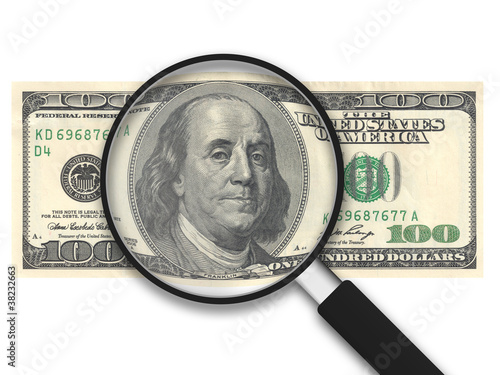 Magnifying Glass - 100 US Dollars