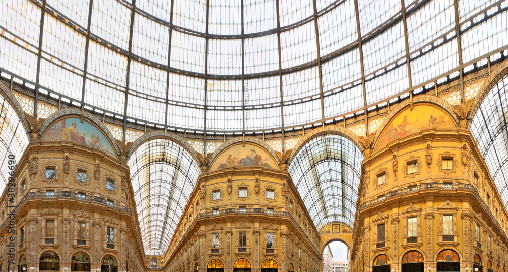 Galleria Vittorio Emanuele shopping Center, Milan,
