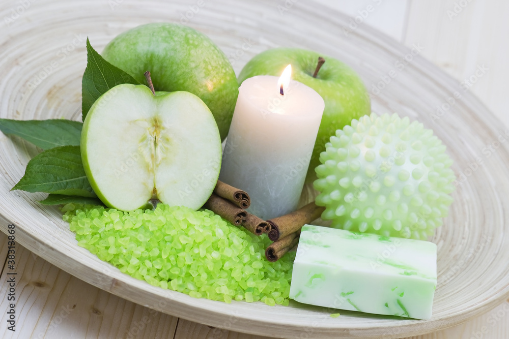 aromatic apple bath - bar of soap, bath salt, fresh apples aromatic apple bath - bar of soap, bath salt, fresh apples