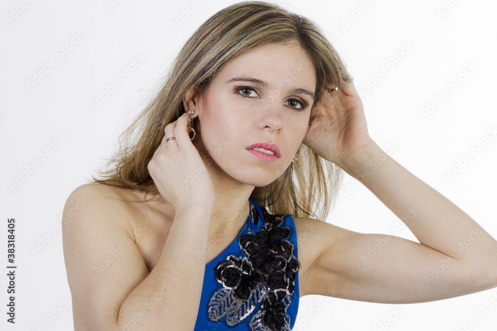 Fototapeta premium Portret młodej kobiety blondynka