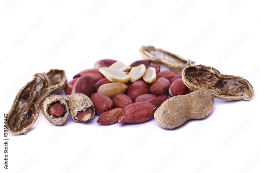Obraz premium peanuts on white