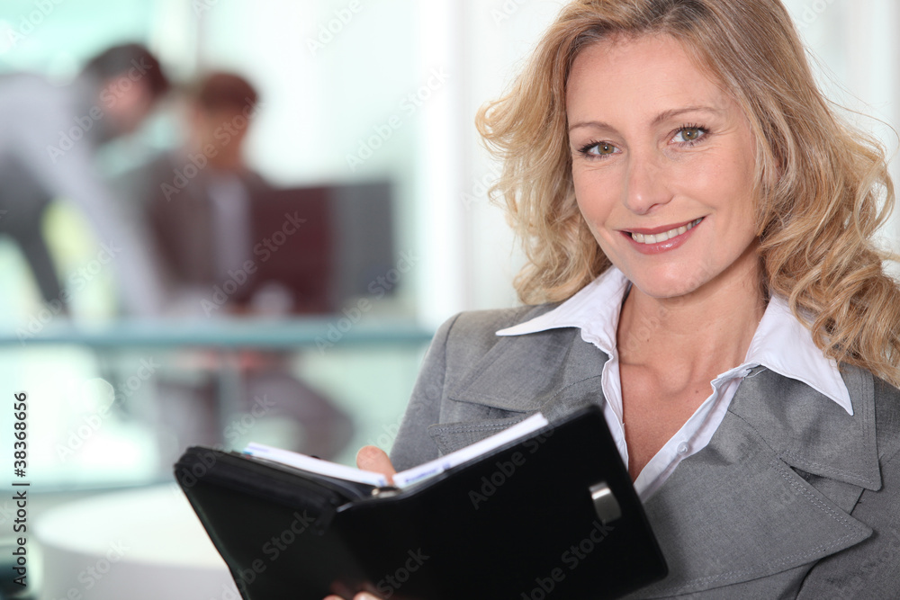 Obraz premium Mature businesswoman confident