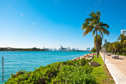 Beautiful park South Pointe in Miami Beach, Florida © Alexander Demyanenko