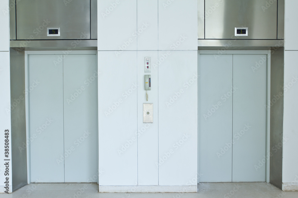 Elevator Elevator