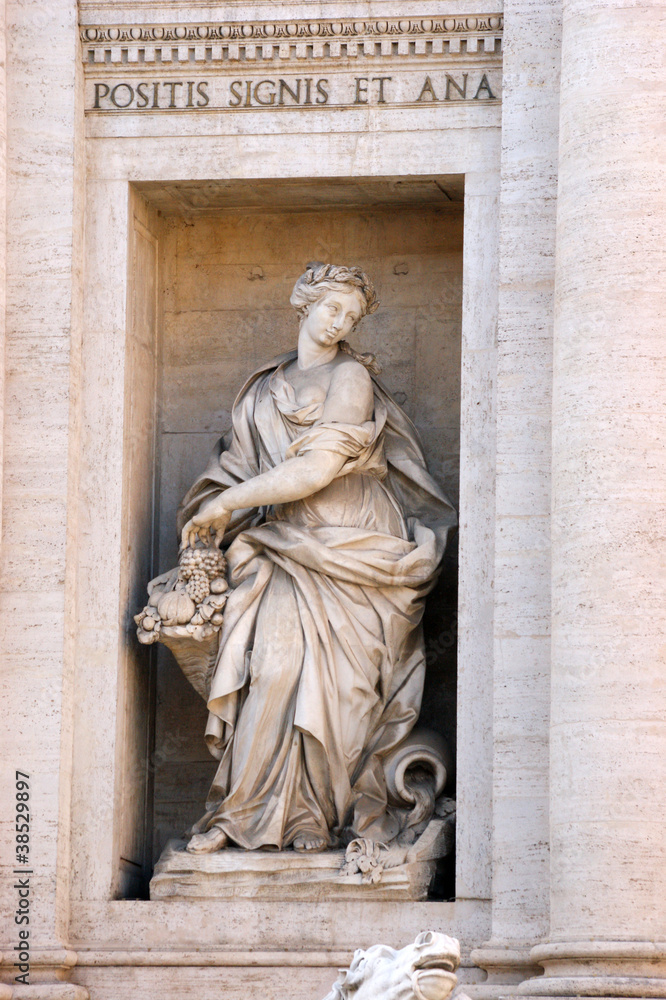 Statue de la fontaine de Trevi à Rome