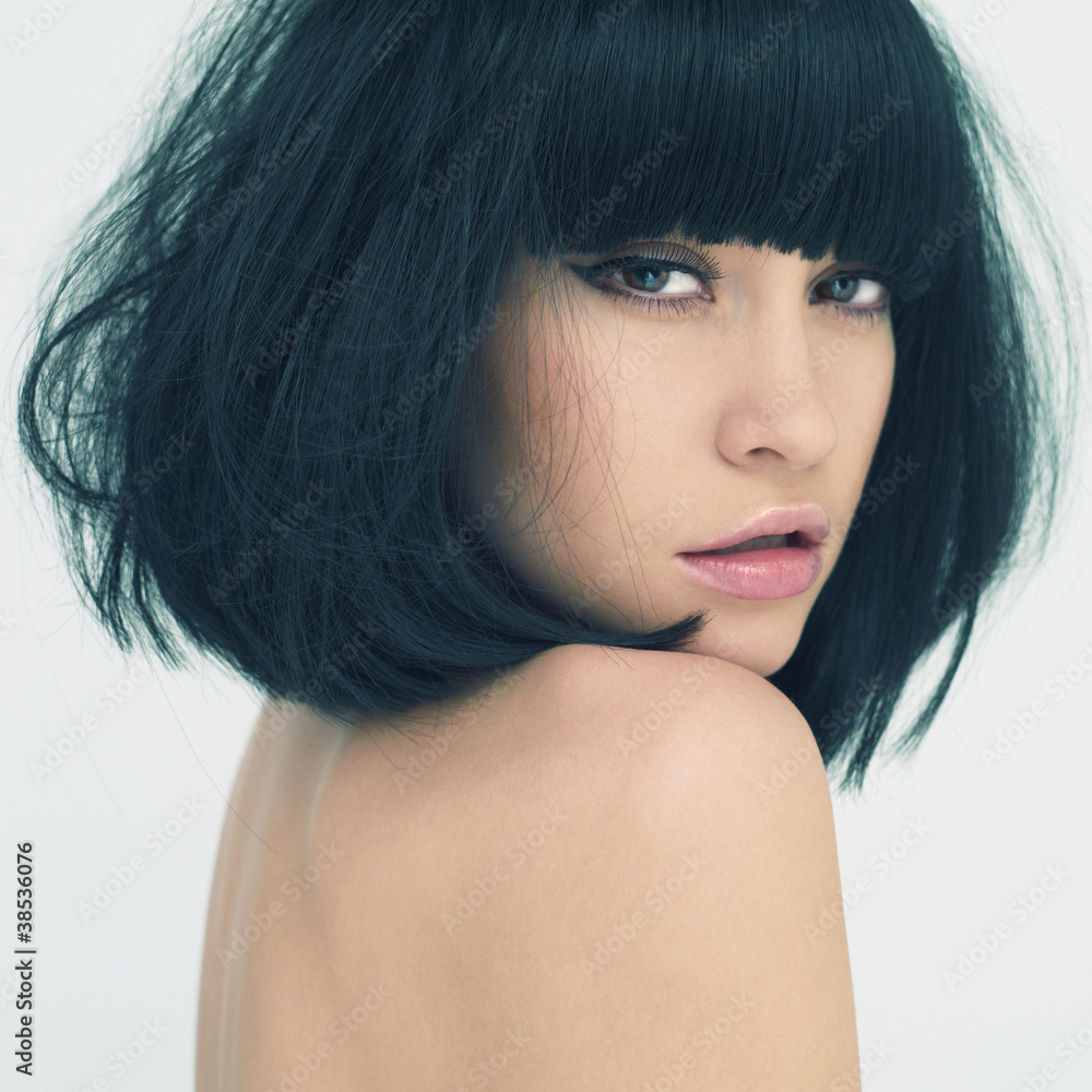 Obraz premium Young beautiful lady