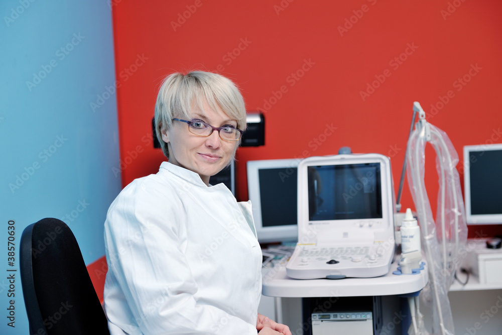 Female veterinary Female veterinary