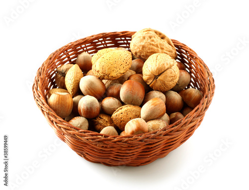 Cesto di frutta secca - Basket of dried fruit