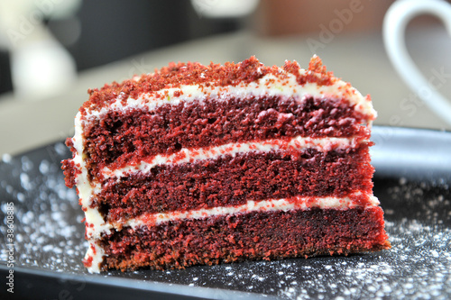 Red Sweety Cake